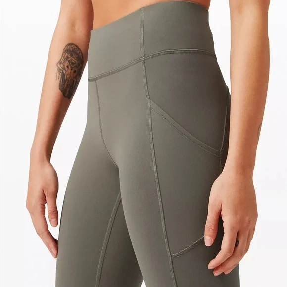 Lululemon | Invigorate HR Tight 25” Size 0 Leggings - Picture 11 of 13